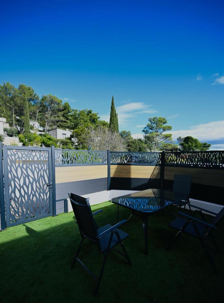 Cocooning Le Mugel Aux Portes Des Calanques De Cassis & Spa Carnoux-en-Provence Exterior foto